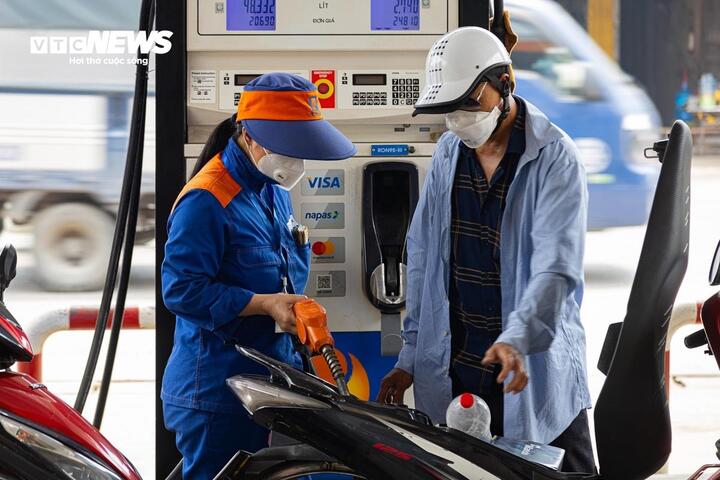 gia xang chieu nay du bao giam nhe anh minh hoa minh duc 21521985 - Giá xăng chiều nay tiếp tục tăng?