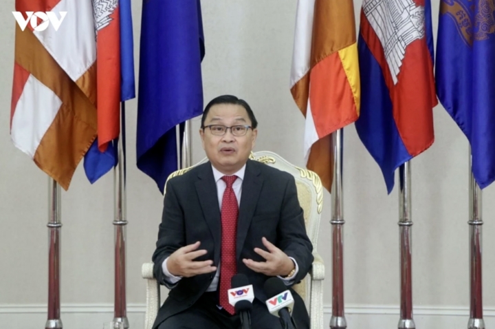 Thủ tướng Campuchia Hun Manet thăm Việt Nam, tiếp tục khẳng định mối quan hệ bền chặt giữa hai nước tin tuc the gioi 24h quan su 1 - Thủ tướng Campuchia Hun Manet thăm Việt Nam, tiếp tục khẳng định mối quan hệ bền chặt giữa hai nước